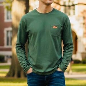 Tommy Bahama Men’s Green Long Sleeve Tee size Small